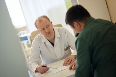 Прозрачные выделения без запаха у мужчин
